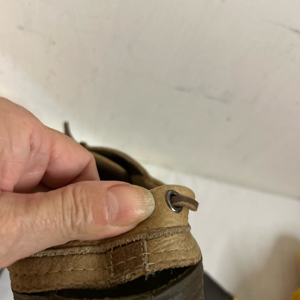 Crocs men’s brown boat shoes size 11‎ defect - Picture 10 of 10